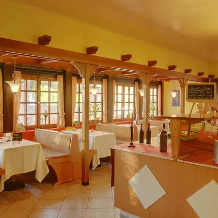 Hotel Naheschloesschen 3*